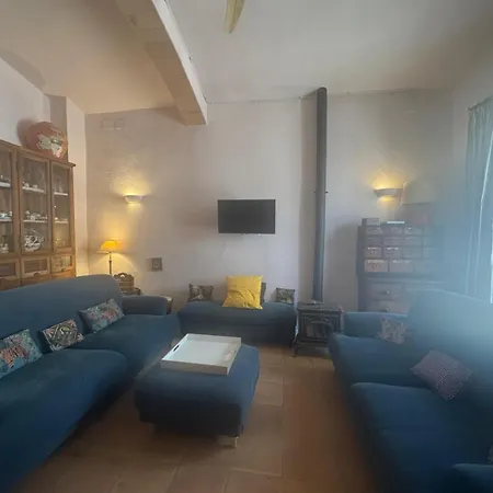 Prázdninový dům Monturiol *